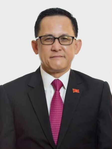 ຮູບ:ທ່ານ ສັນຕິສຸກ ສິມມາລາວົງ.jpg